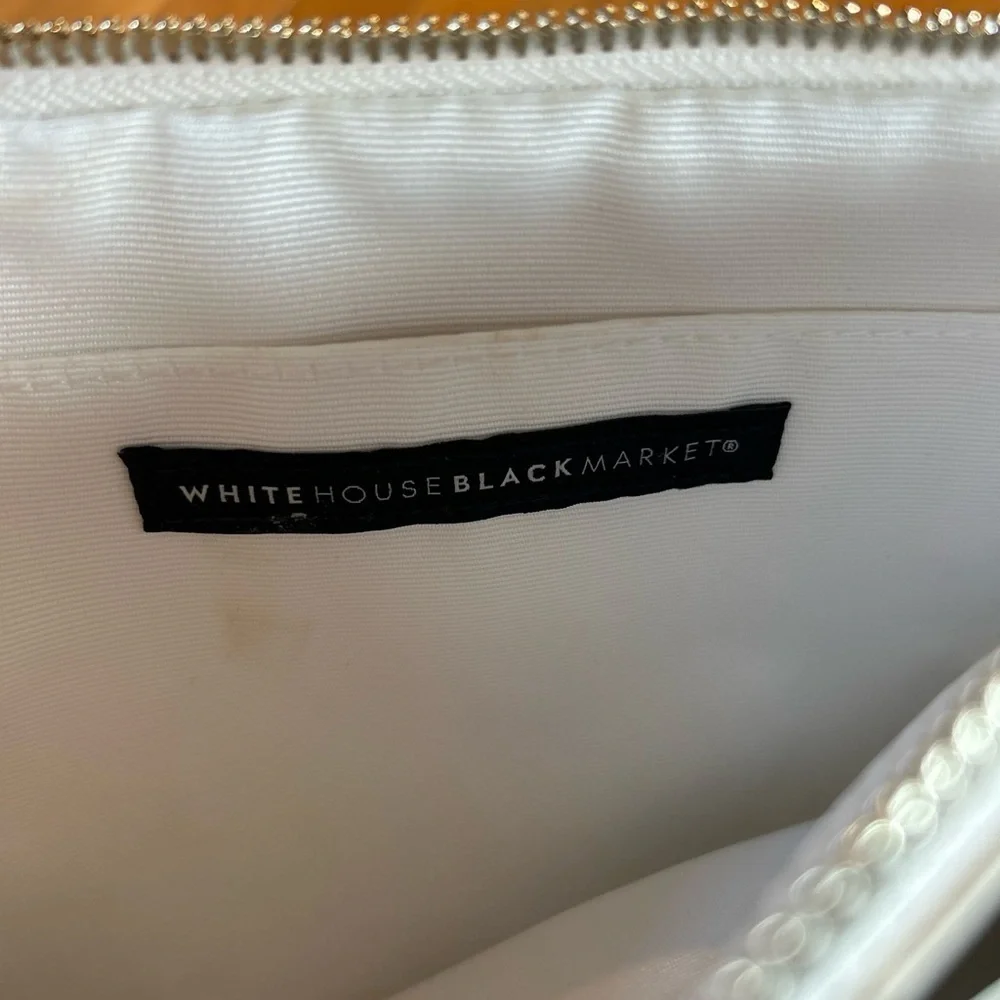 White House Black Market White Floral Faux Leather Clutch Wristlet Purse 11 X 7” - Picture 7 of 9